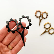 Load image into Gallery viewer, Small Flower Scissors - Black
