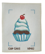Load image into Gallery viewer, Cupcake

